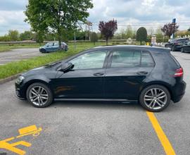 Volkswagen Golf 2.0 TDI DSG 5p. Highline BlueMotio
