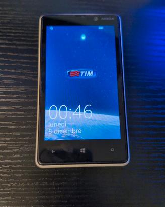 Nokia Lumia 820