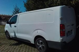 Furgone jumpy passo maggiorato