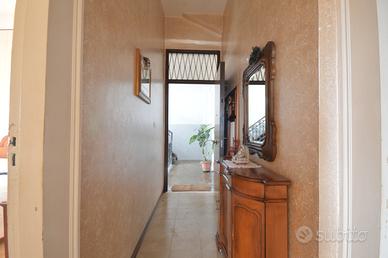 TREMESTIERI - 3 locali luminoso, al 2° piano