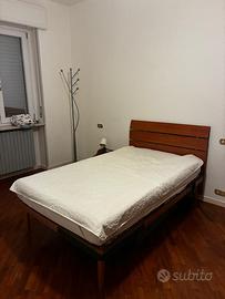 Letto ad una piazza e mezza con rete mario