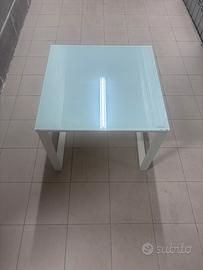 Tavolino vetro e metallo 50l x 40h