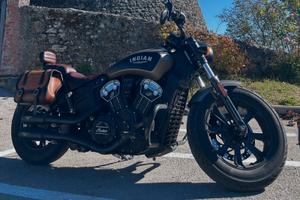 Indian Scout Bobber bicolore Full optionals
