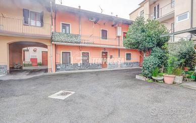 BORGO TICINO - TRILOCALE DUPLEX IN CENTRO