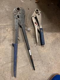 Pinzatrice manuale geberit  per tubo d20