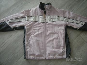 Varie giacche per bambine