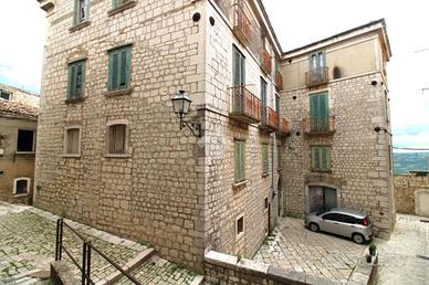 PALAZZO A FERRAZZANO