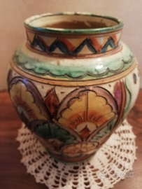 Vaso in ceramica di Faenza