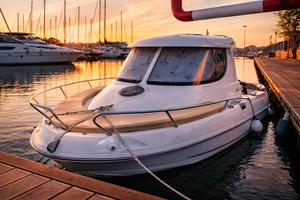 Quick silver 540 pilothouse