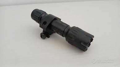 Torcia tattica softair 
