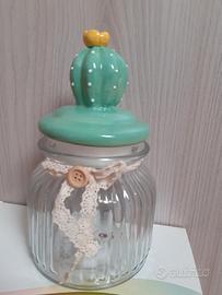 Barattolo in vetro con tappo cactus in porcellana 