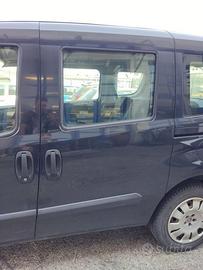 Porta laterale sx nuda FIAT DOBLO del 2011