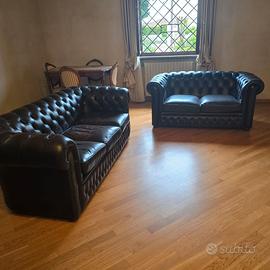 Divani modello Chesterfield