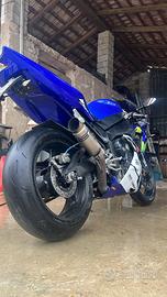 Yamaha yzf r1