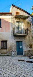 Immobile in piccolo borgo antico