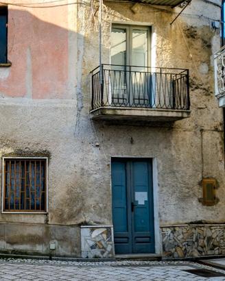 Immobile in piccolo borgo antico