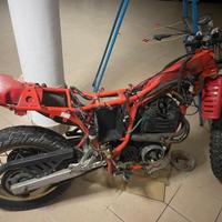 Aprilia etx 350 86’ oppure pezzi singoli
