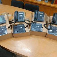 N. 7 telefoni ufficio SNOM