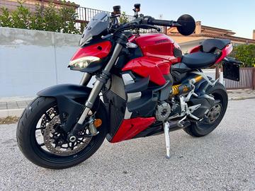 Ducati Streetfighter V2 955