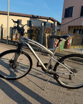 mountain bike 26'