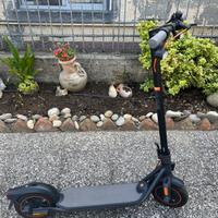 Monopattino Ninebot f40i