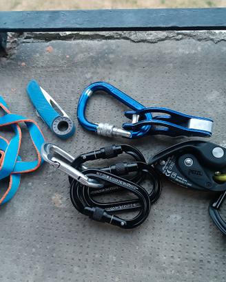 rinvii, grigri e altro da arrampicata