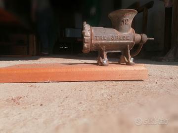 Tritacarne antico TRE SPADE