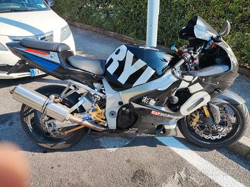 Suzuki gsxr 1000k2