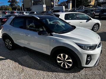 Kia Stonic 1.0 T-GDi 100 CV MHEV MT Style