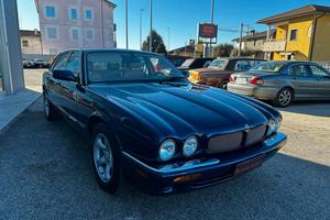 Jaguar XJ8 Executive 4.0 V8