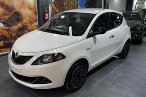 Lancia Ypsilon 1.0 FireFly 5 porte S&S Hybrid Gold