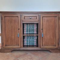 Mobile in legno massello