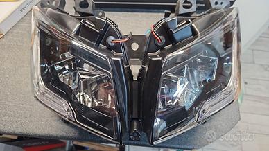 FARO ANTERIORE LED TMAX 2015/16