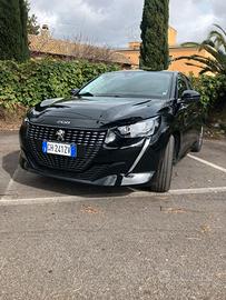 Peugeot 208  75CV (nei limiti per neopatentati)