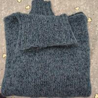 Maglione donna lana collo alto fatto a mano