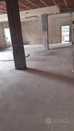 Magazzino mq120 + zona verde 30mq