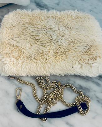 Borsa di pelliccia bianca