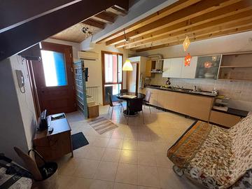 Rif. 420 casetta indipendente