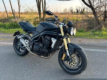 Triumph Speed Triple 1050