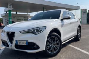 Stelvio 2019 190cv