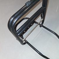 Portapacchi nero nuovo per ciclomotore