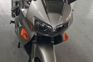 Honda VFR 800 FI RC46 da vetrina