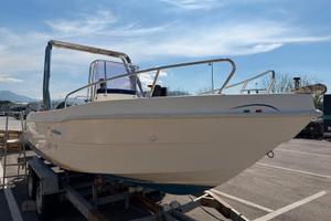 Barca Prestige con motore Yamaha 40-70