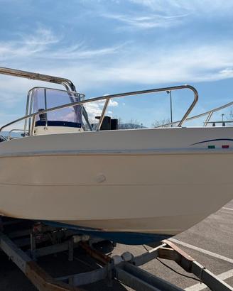 Barca Prestige con motore Yamaha 40-70