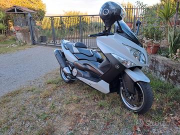 Yamaha Tmax