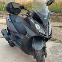 Kymco downtown 300