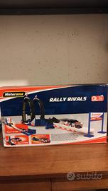 Giocattolo  pista rally  con 2 auto 