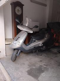 Piaggio hexagon 180 2T