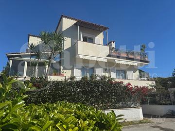 Villa singola Pozzuoli [Cod. rif 3264413VRG] (Arco