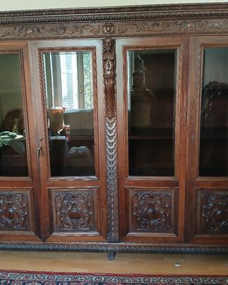libreria vetrina noce massello intagliato